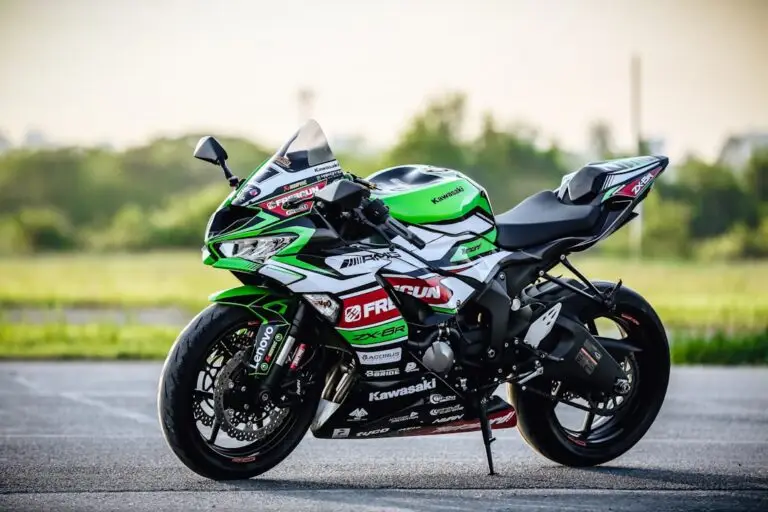Spor motosiklet — temsili görsel