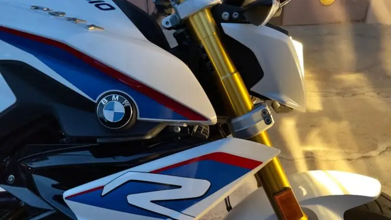 BMW G 310 R Teknik Özellikleri, Yakıt Tüketimi ve İncelemesi (2026) 13 Motosiklet — temsili görsel
