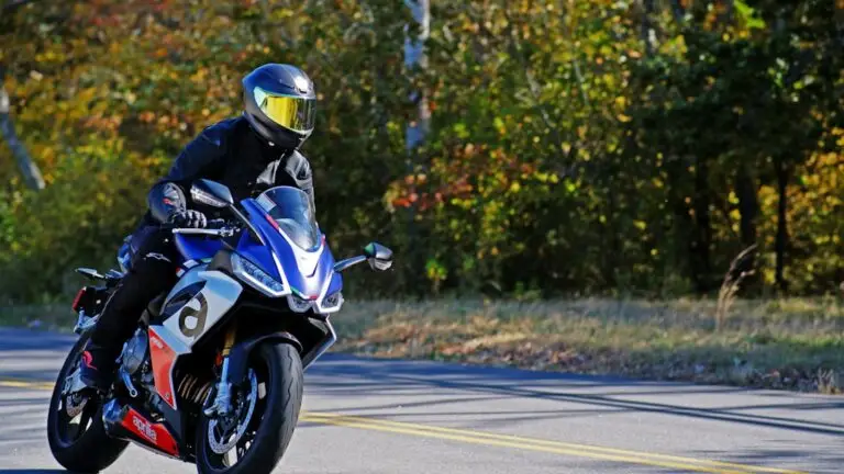 Sport motosiklet — temsili görsel