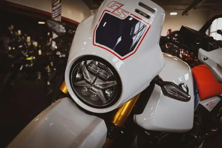 Sport touring motosiklet — temsili görsel