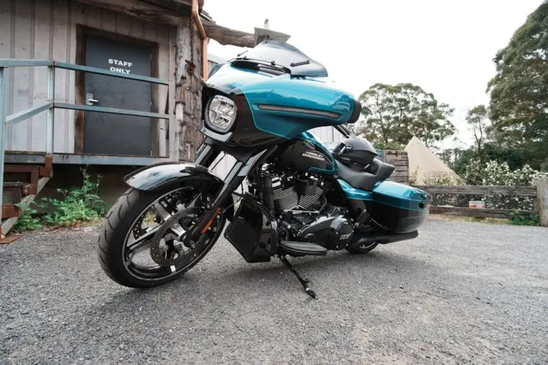 Kawasaki Eliminator 500 cruiser motosiklet görseli