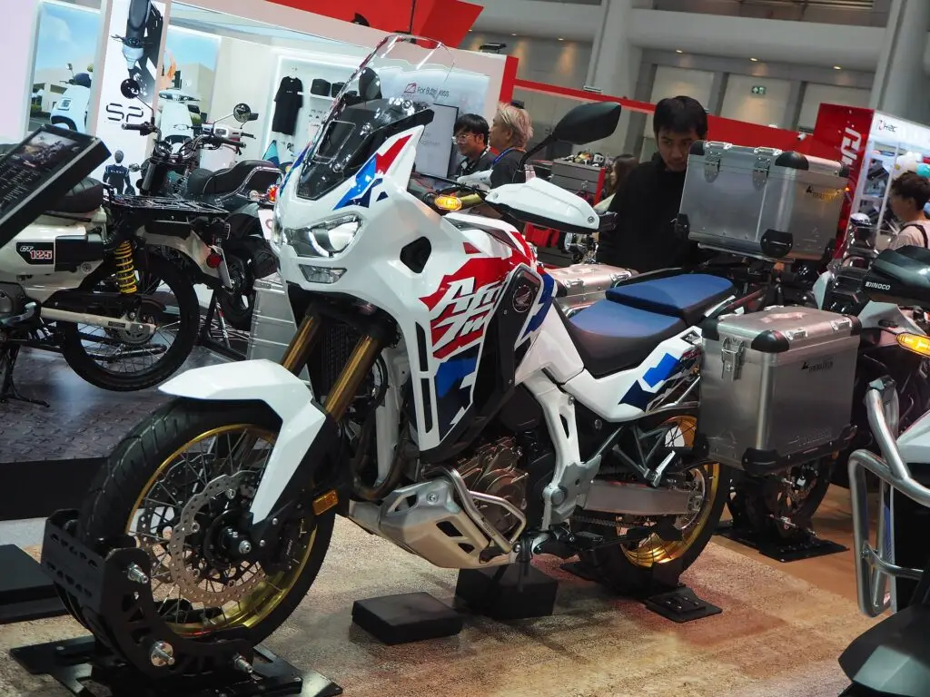 Honda CRF1100L Africa Twin motosiklet fotoğrafı
