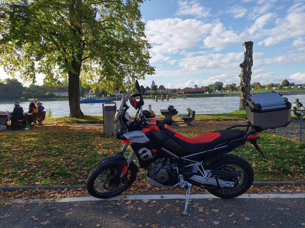 Aprilia Tuareg 660 motosiklet fotoğrafı