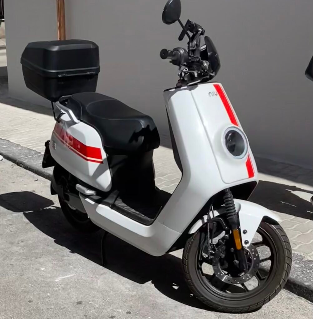 NIU NQi GTS motosiklet fotoğrafı