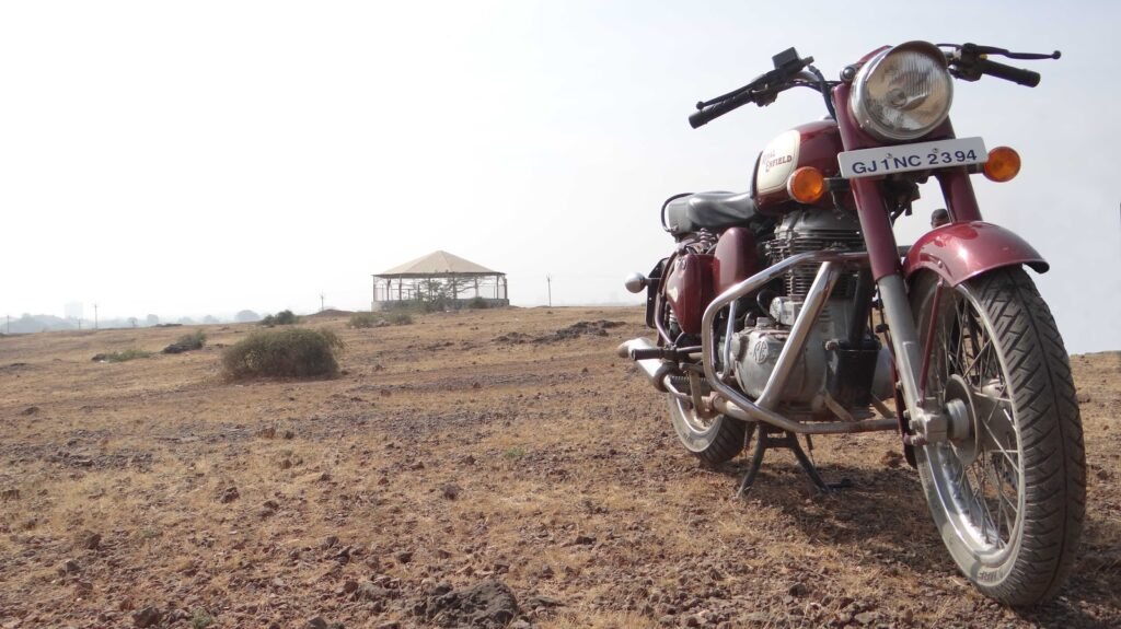 Royal Enfield Classic 350 motosiklet fotoğrafı