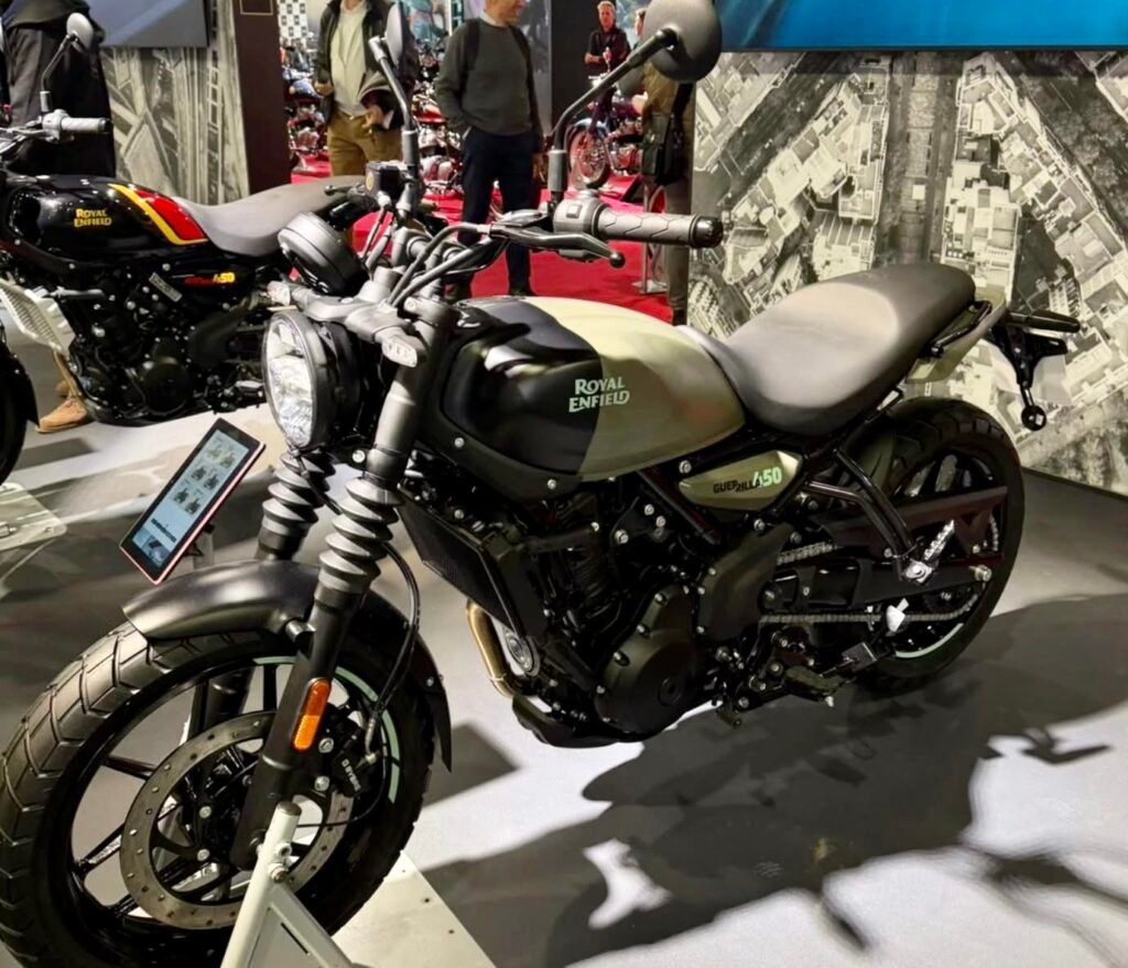 Royal Enfield Guerrilla 450 motosiklet fotoğrafı