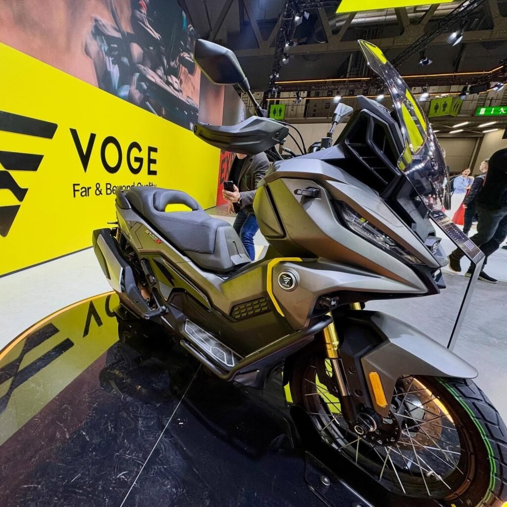 Voge SR450X motosiklet fotoğrafı